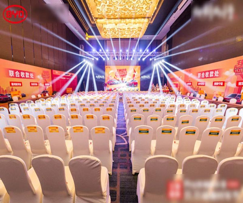 展台设计搭建：如何打造引人注目的企业形象